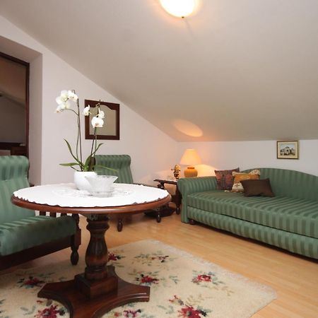 Apartments And Rooms With Parking Space Cunski, Losinj - 2498 ห้อง รูปภาพ