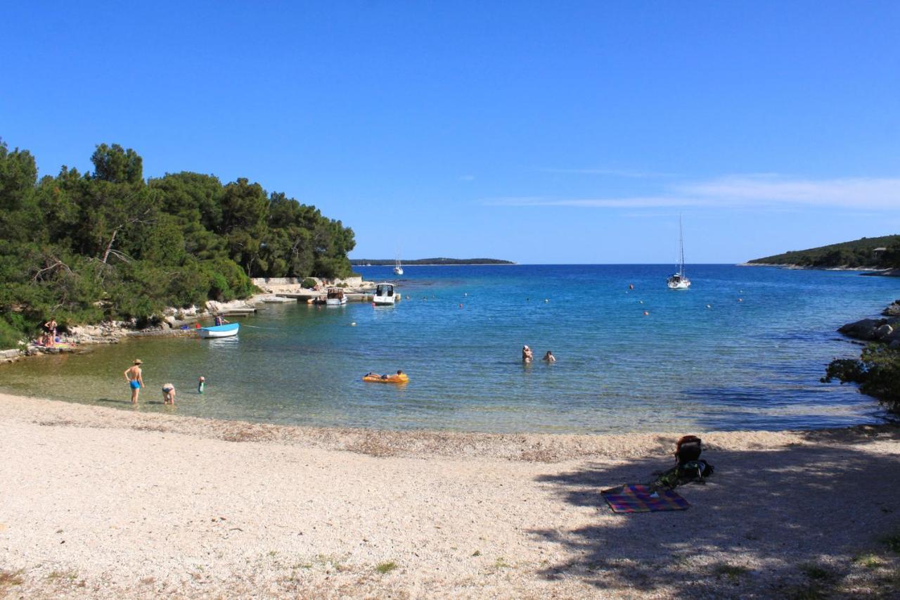 Apartments And Rooms With Parking Space Cunski, Losinj - 2498 ภายนอก รูปภาพ
