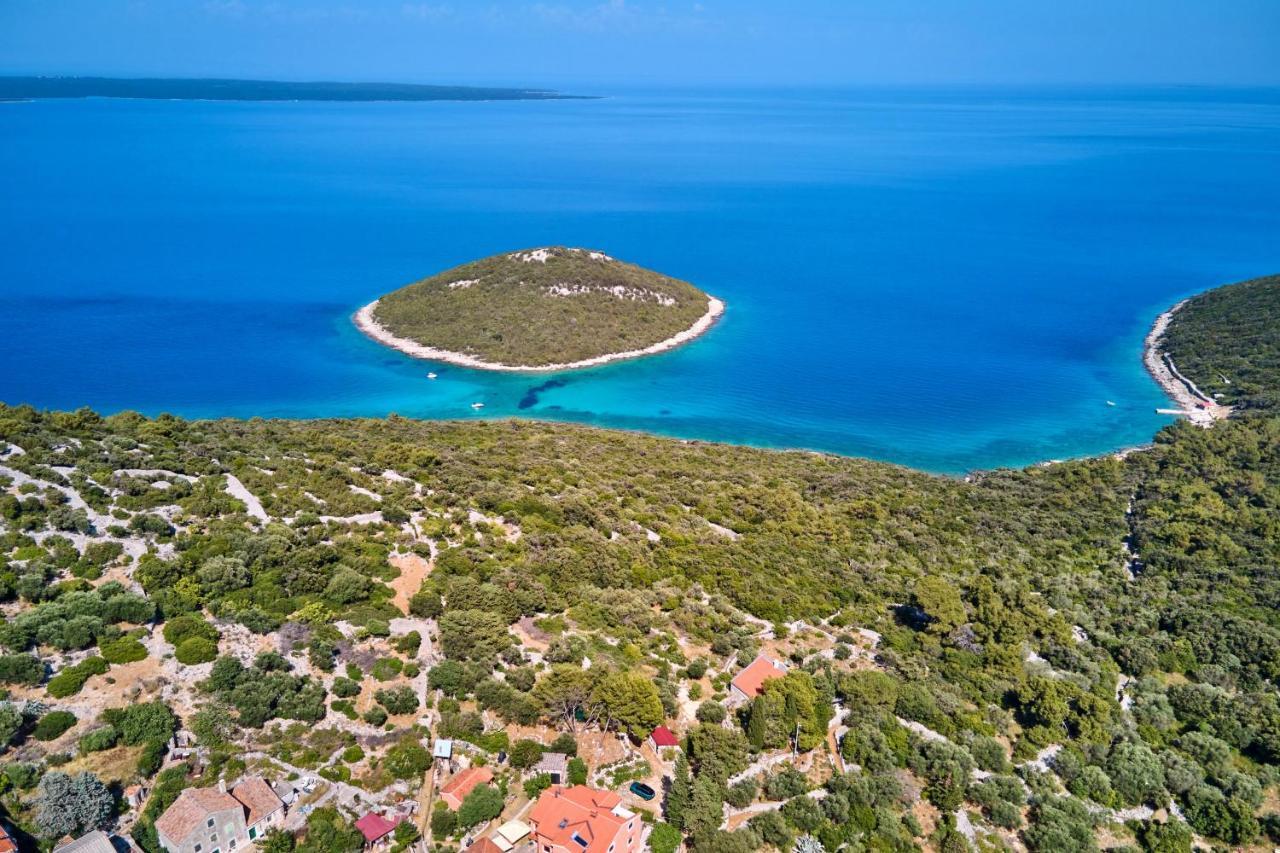 Apartments And Rooms With Parking Space Cunski, Losinj - 2498 ภายนอก รูปภาพ